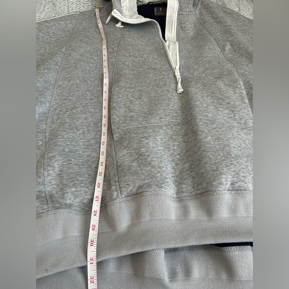 FREE PEOPLE Salt Air Cocoon Hoodie. M/L
Excellent Used Condition - Picture 5 of 7